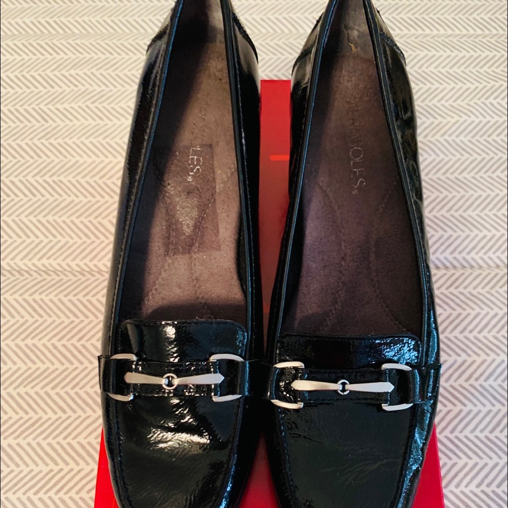 Aerosoles heels 8 1/2 M